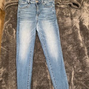 American Eagle light wash jeans size 12